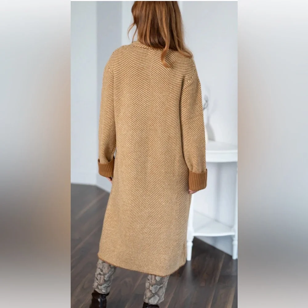 Badgley Mischka Long Tan Herringbone Cardigan NWT - Picture 3 of 8